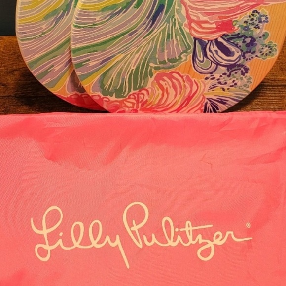 Lilly Pulitzer Beach Paddle
Ball Set/Pro Kadima Beach Please print 4 piece set - Picture 9 of 9